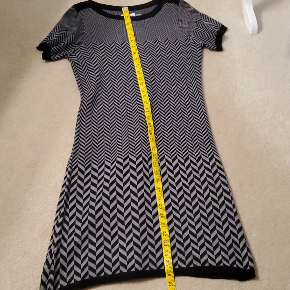 Calvin Klein knit gray and black dress size M - Picture 6 of 7